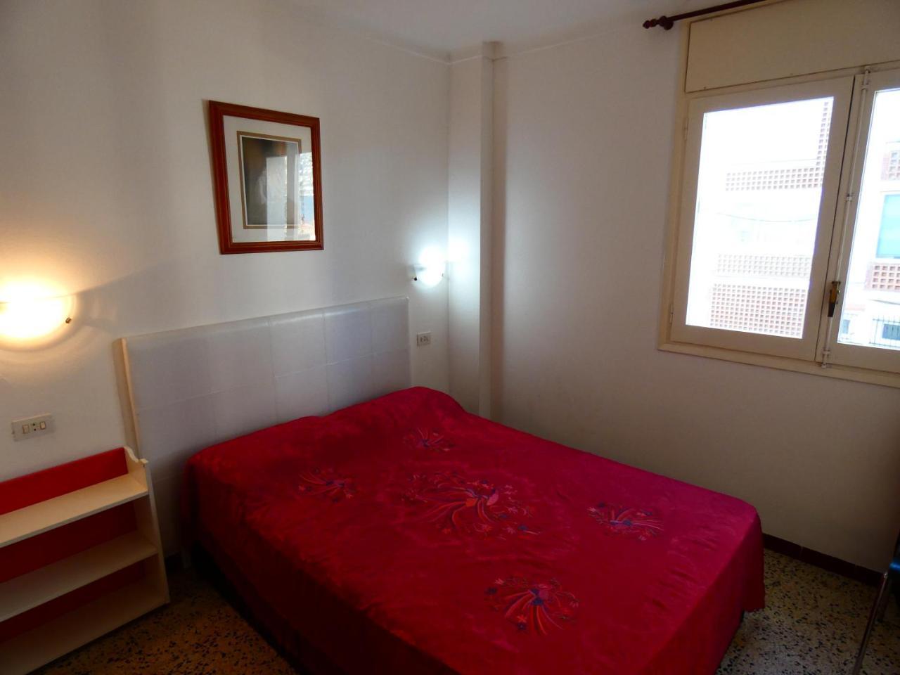 Europa 18 Apartment Roses Bagian luar foto